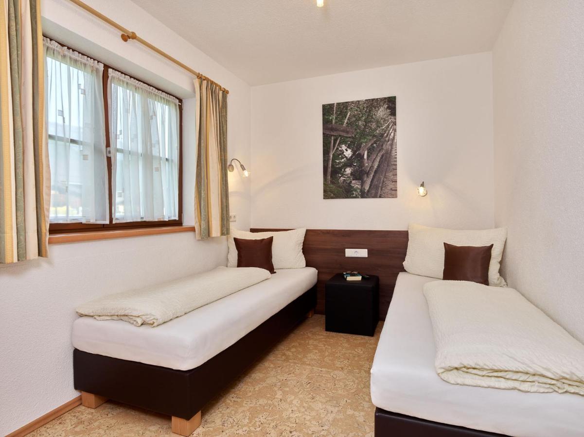 Landhaus Oetztalblick Langenfeld Bagian luar foto