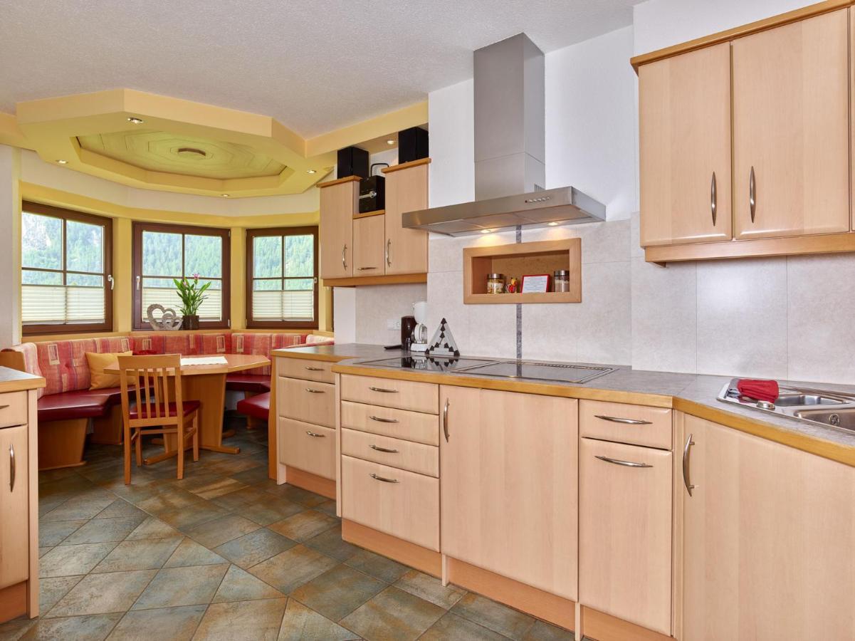 Landhaus Oetztalblick Langenfeld Bagian luar foto