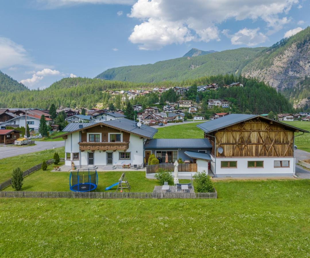 Landhaus Oetztalblick Langenfeld Bagian luar foto